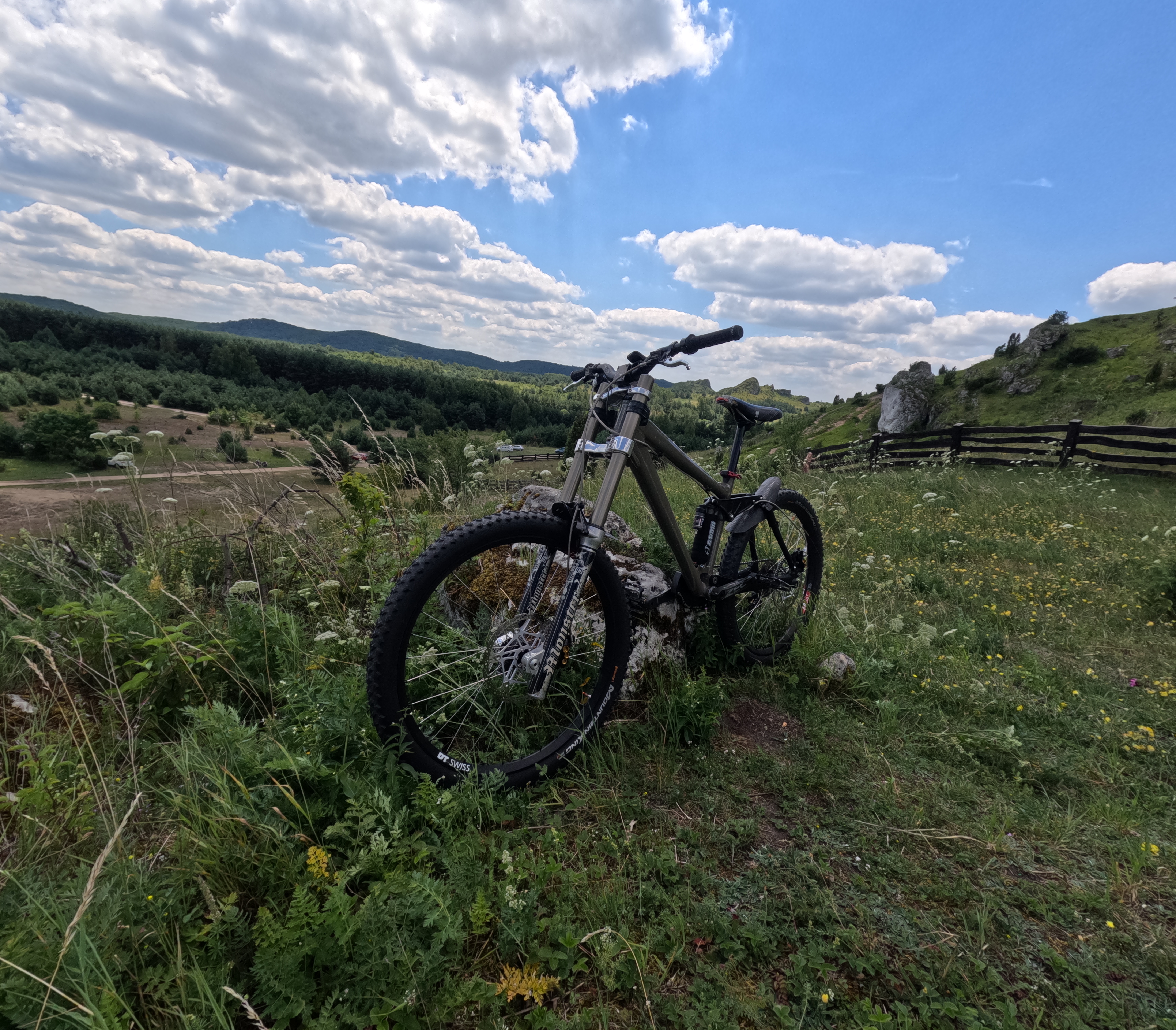 Kona Stinky 2005 Modified Frame 27.5 - oskiosa123's Bike Check