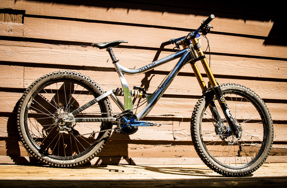 gravity downhill bike