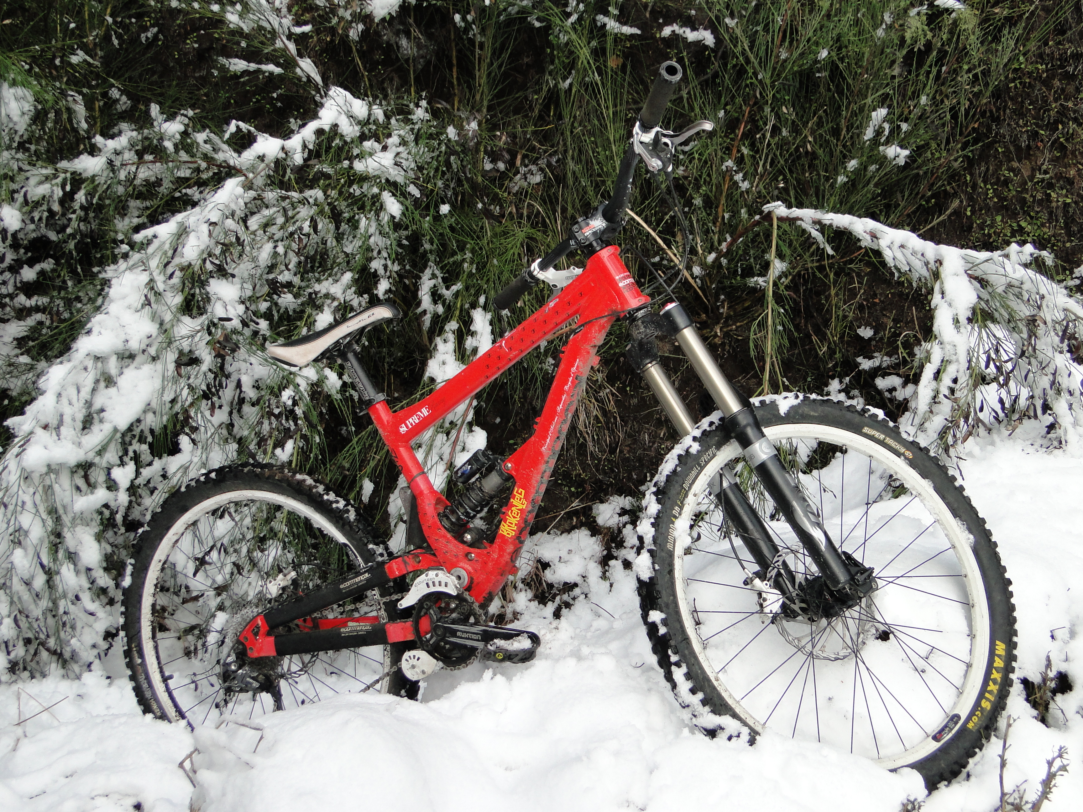 commencal supreme 2010