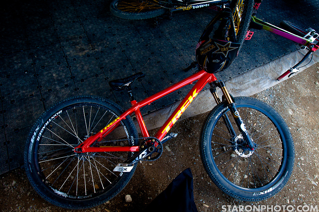 Cameron McCaul's Trek Ticket - Piotr_Staroń - Mountain ...