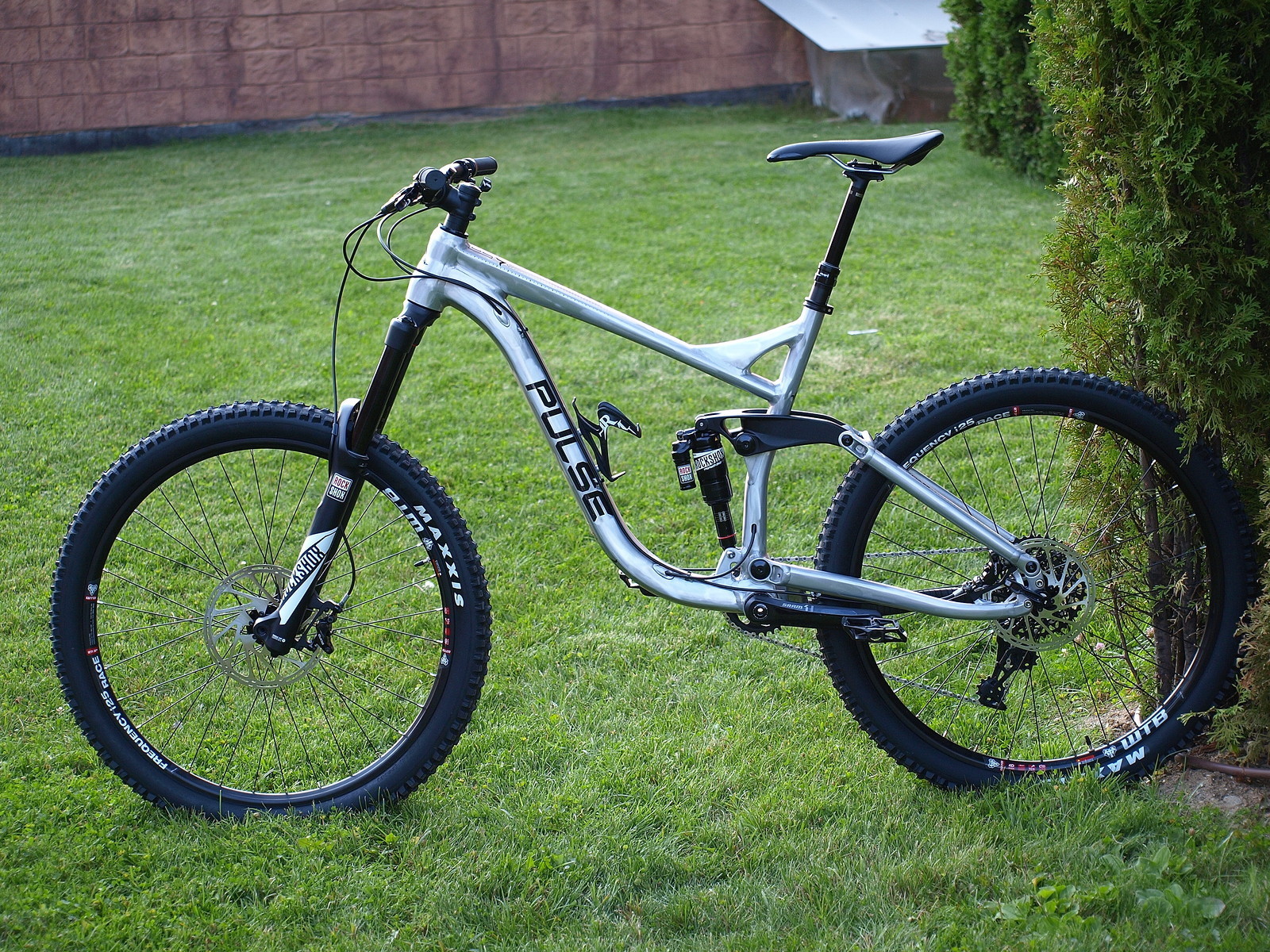 Pulse RS1 - 2017 Vital Bike of the Day Collection - Mountain Biking ...