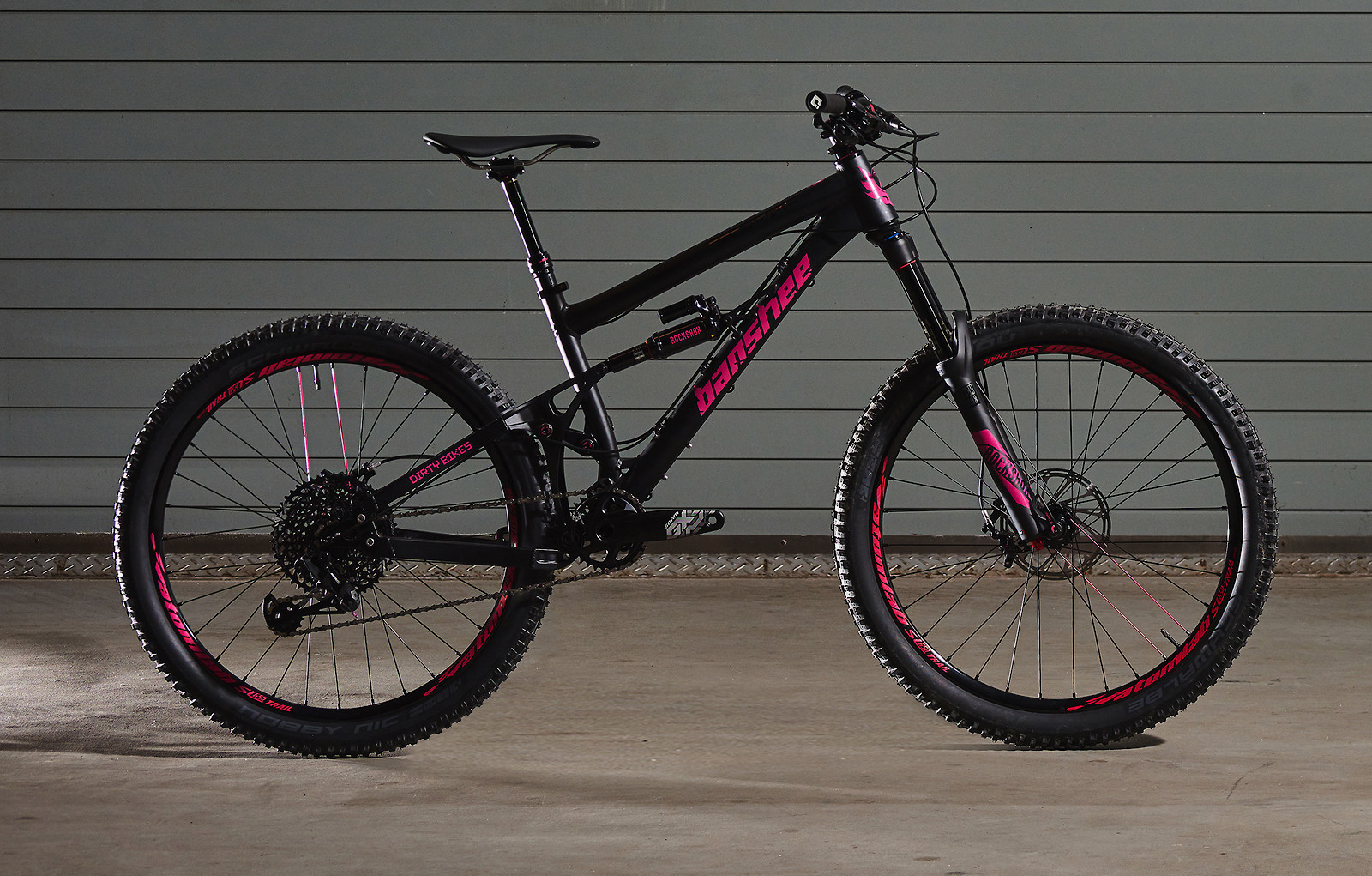 evolve dh bike