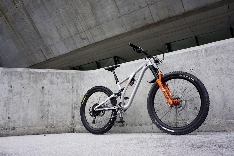 specialized stumpjumper comp alloy 2018