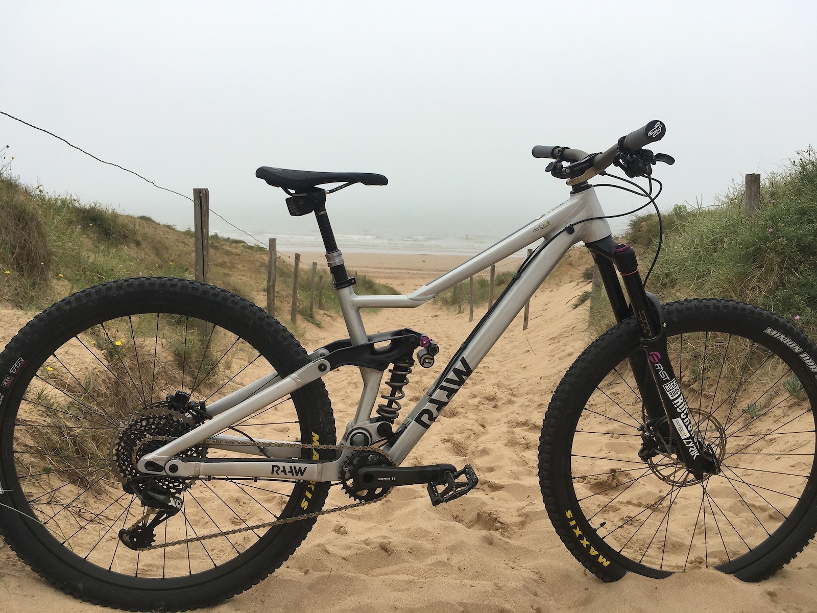 raaw bikes