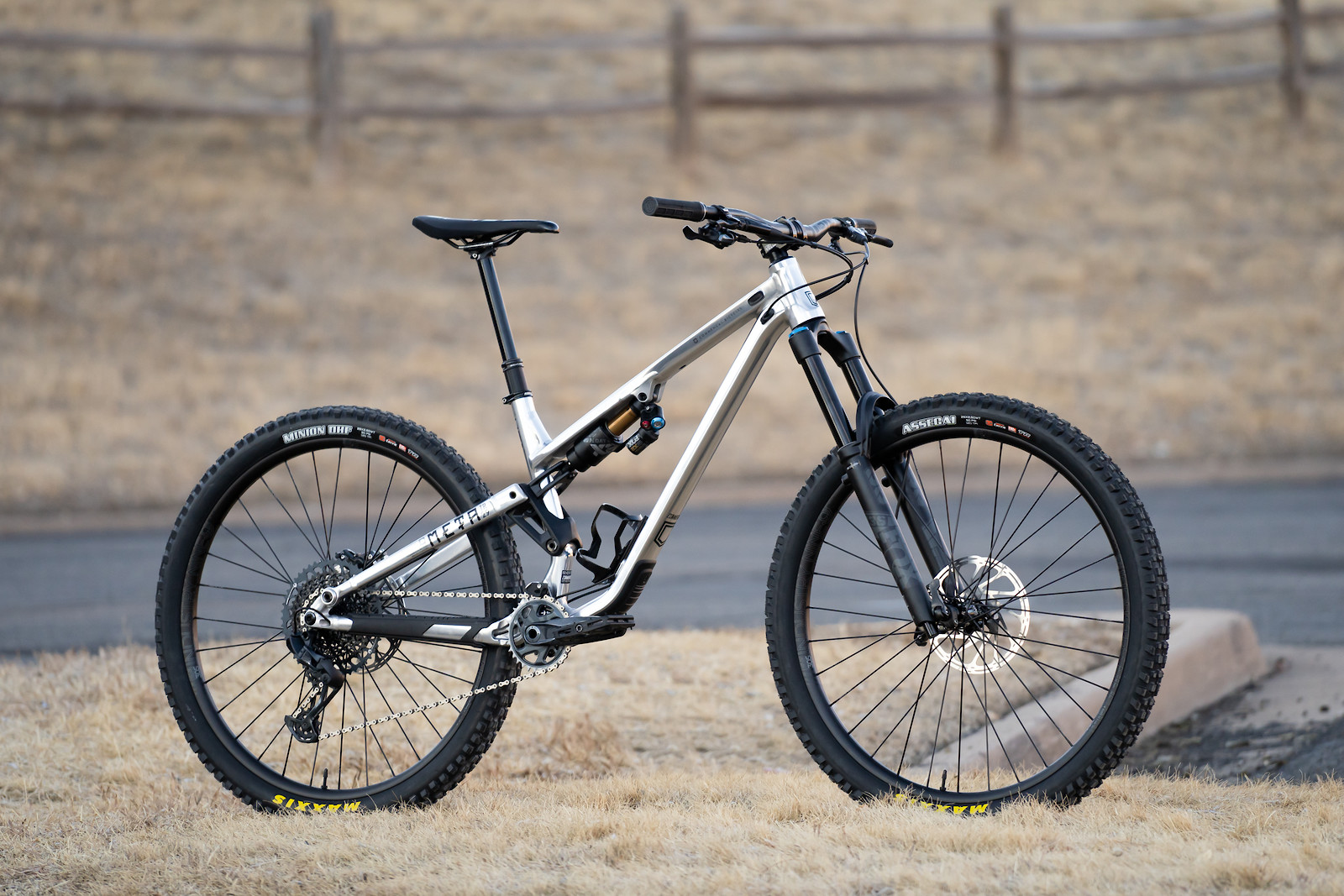 commencal meta bike