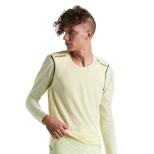 Butter Gravity Race Long Sleeve Front View