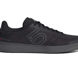 2023 Sleuth DLX Canvas - Core Black/Grey Five/Cloud White