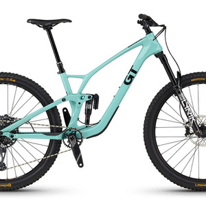2024 GT Sensor Carbon Pro LE