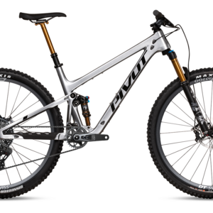 2024 Pivot Trail 429 Pro X0 Eagle Transmission (Silver Metallic, with DT Swiss XM1700 alloy rims)