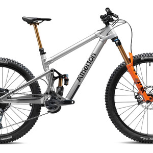 2019 Santa Cruz Bronson Carbon CC X01 Bike - Reviews