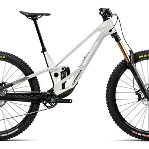 2026 Orbea Rallon E10 (White Chic/Gloss Diamond Black)