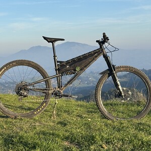 IMG 6357.jpeg?VersionId=JOVC2iEzWdOTSPClShKB 9