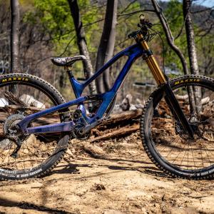 Max Beaupre's Cannondale Jekyll with Dual Crown