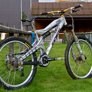 IMG 1179.jpeg?VersionId=uQ375A