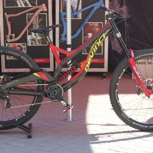 Devinci's Stevie Smith Wilson