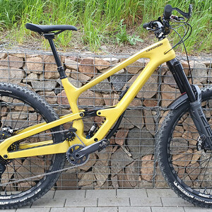 yellow Jekyll 1 FB.jpg?VersionId=5hJKme4