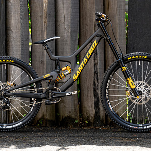 The UNION's Santa Cruz V10s for World Cup DH 2023