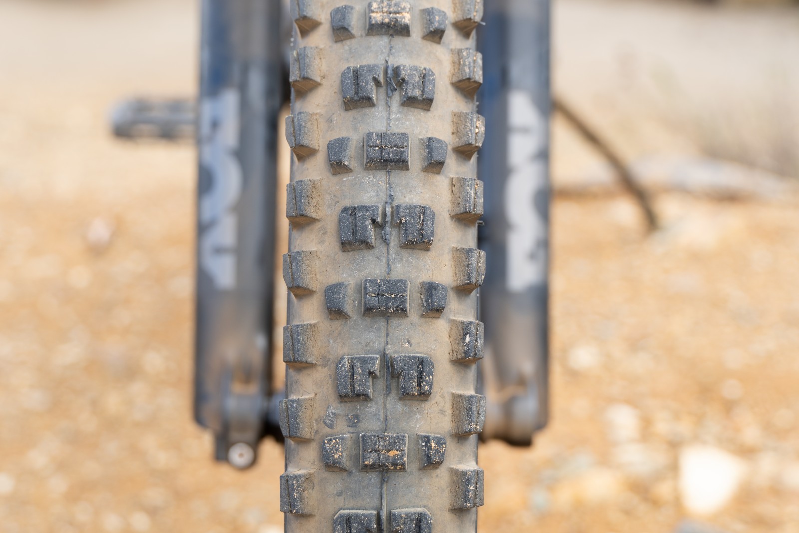 GrapplerTire-3.jpg?VersionId=xB1UnXxYBvvHjLYqdNvw77wtNO
