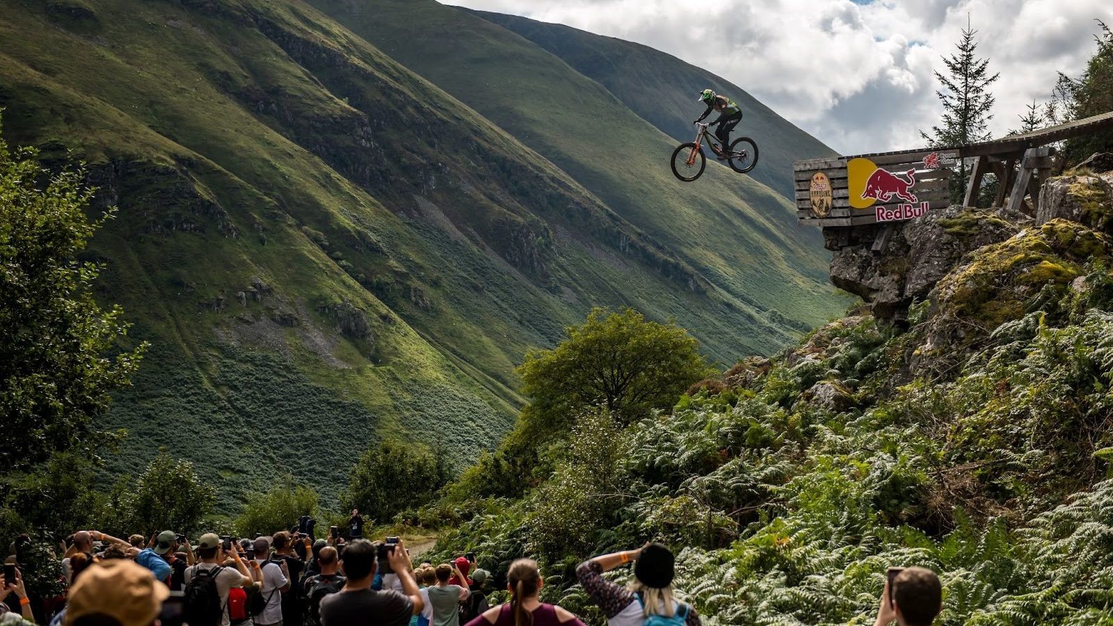 Athlete LineUp Revealed for Hardline UK & AUS 2024 Mountain Bike