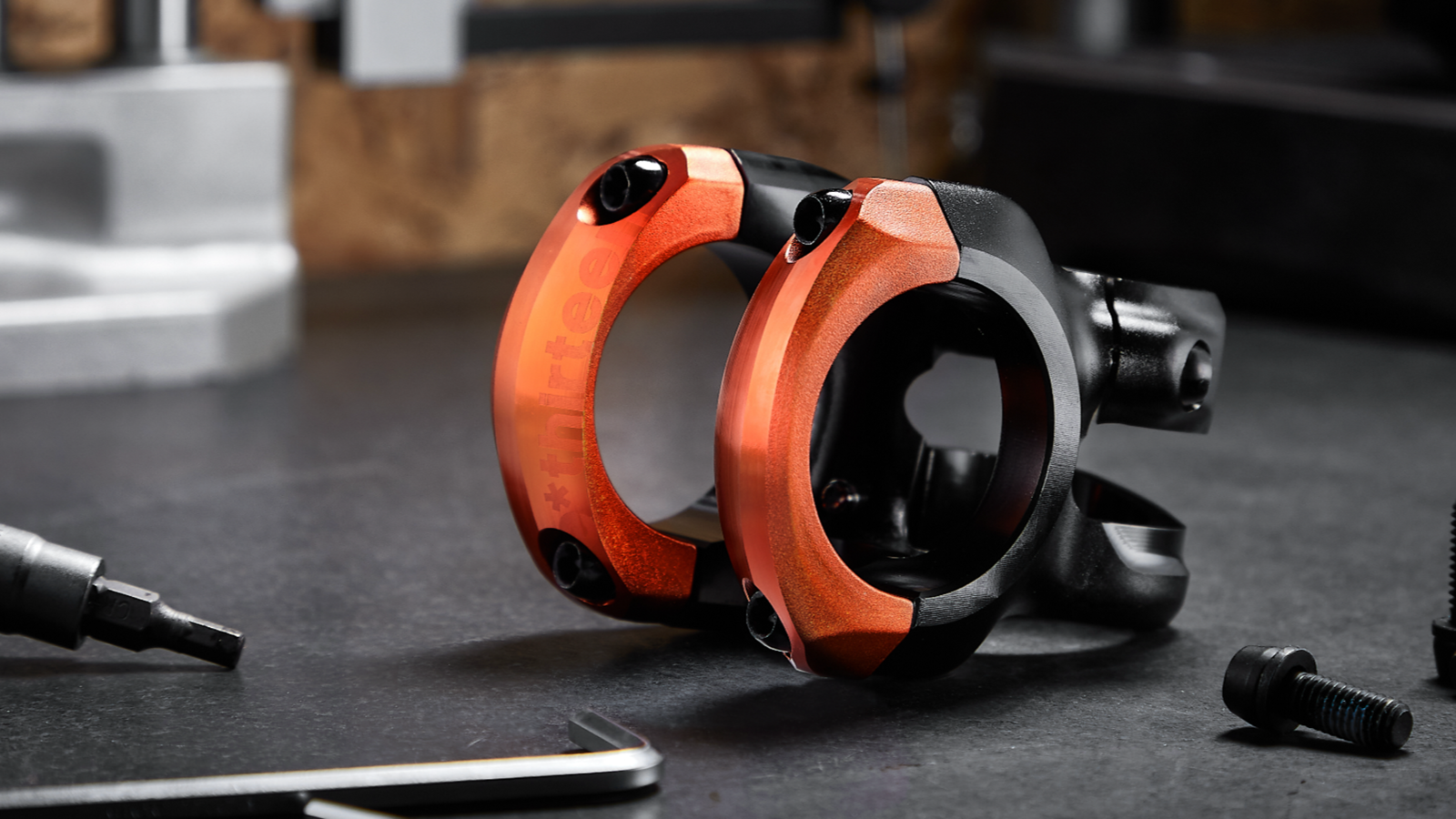 ST1UPA-105-109 1024x1024%402x