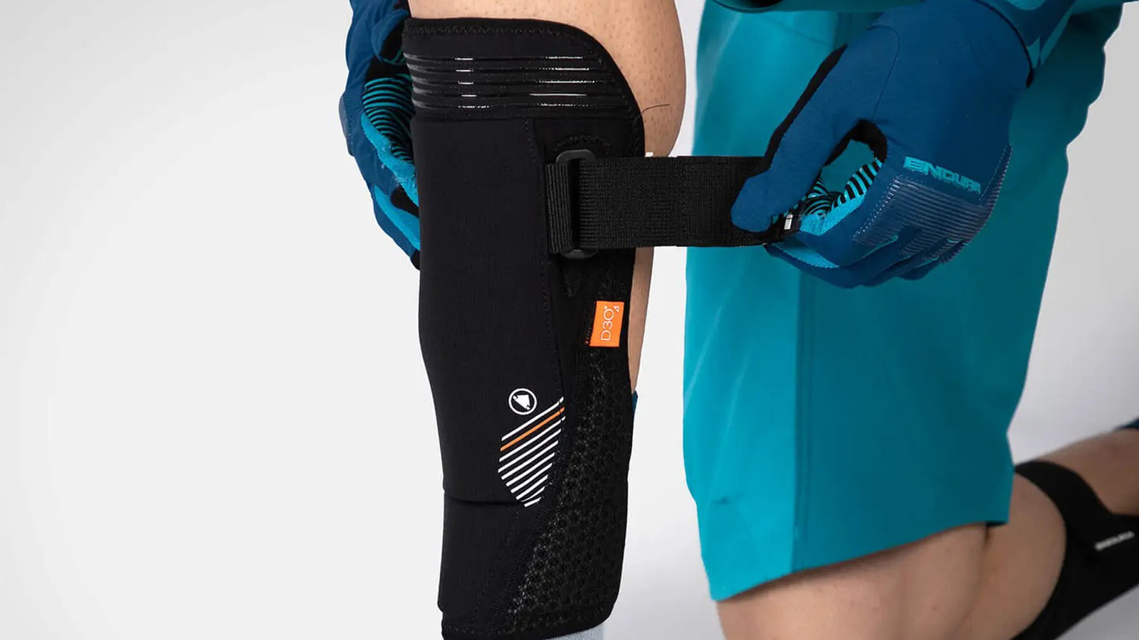 Endura MT500 D30 Shin Guards Reviews, Comparisons, Specs Knee/Shin