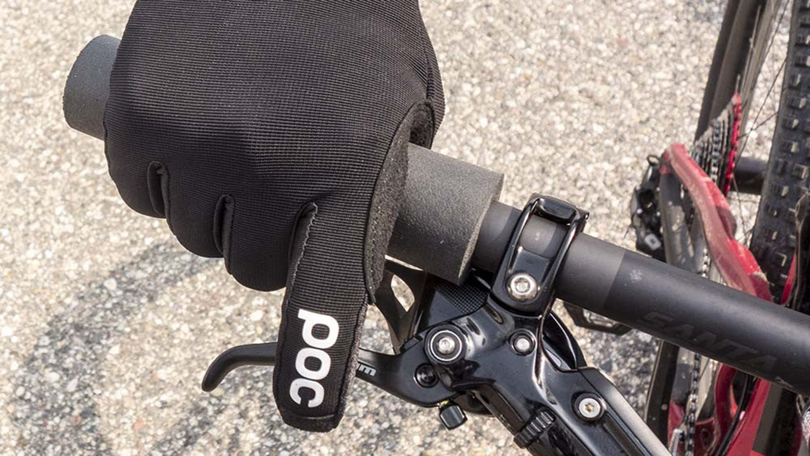 Fat Paw XL on bike 1000x.png?VersionId=OiqKnG81xY