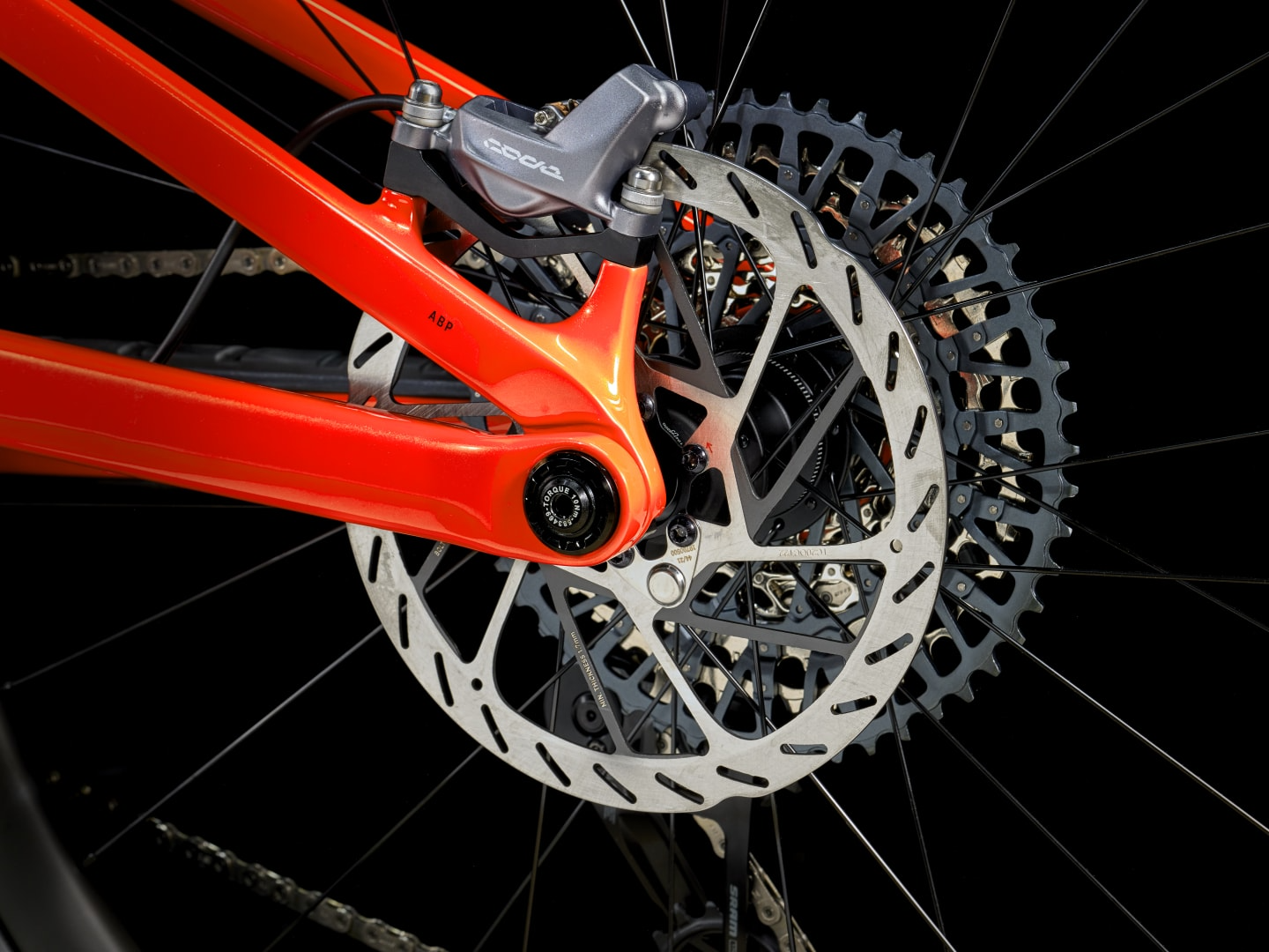 98 gx detail 06.png?VersionId=9LnjheNuM6Hl w sdgtpumM
