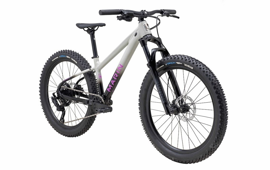 24 02.jpg?VersionId=MHp7oLXOkFvCcNUzxyf.W