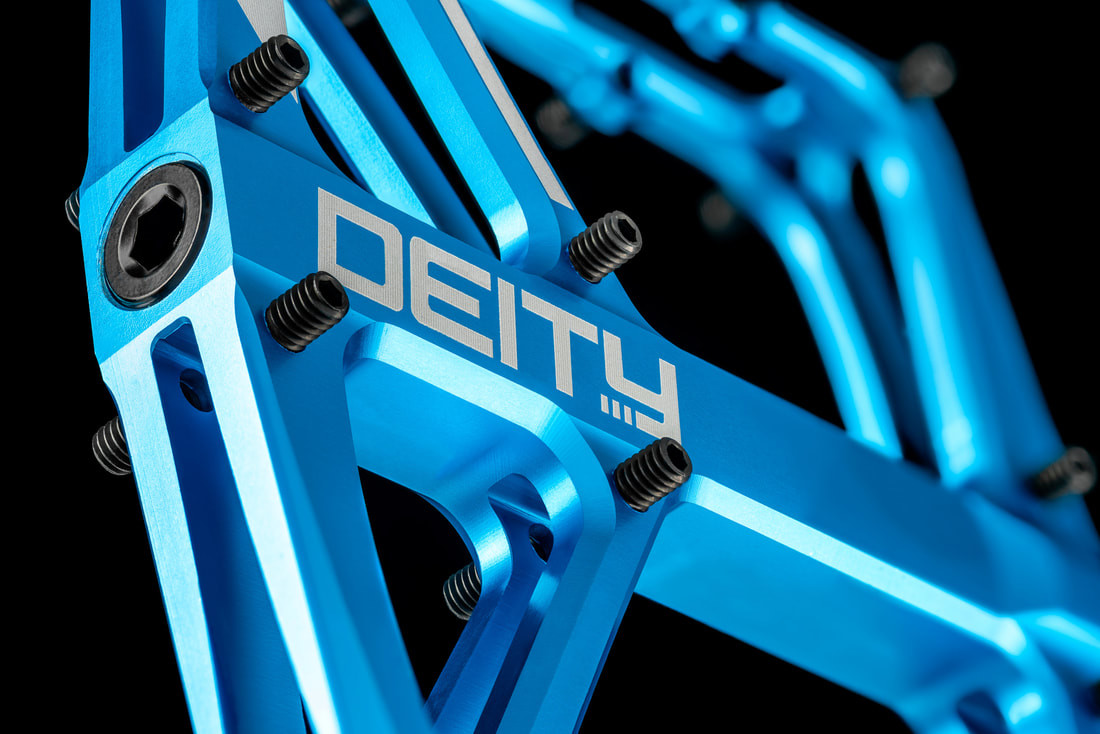 deity-supervillain-pedal-blue-detail-3 orig