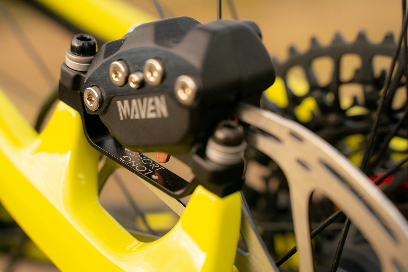 adaptor.png?VersionId=