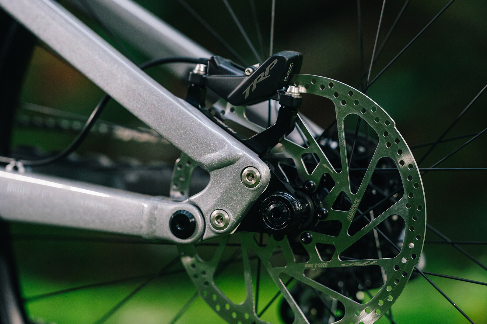 detail 04.jpg?VersionId=WXjC jX XQJ2glSyieCZLXlalEwz5f