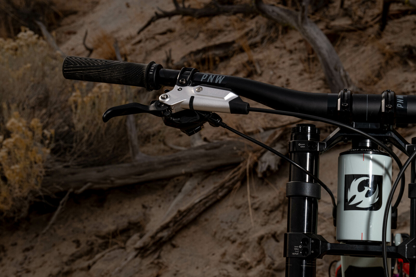 PNW Carbon Loam bar with SRAM Maven Ultimate. 