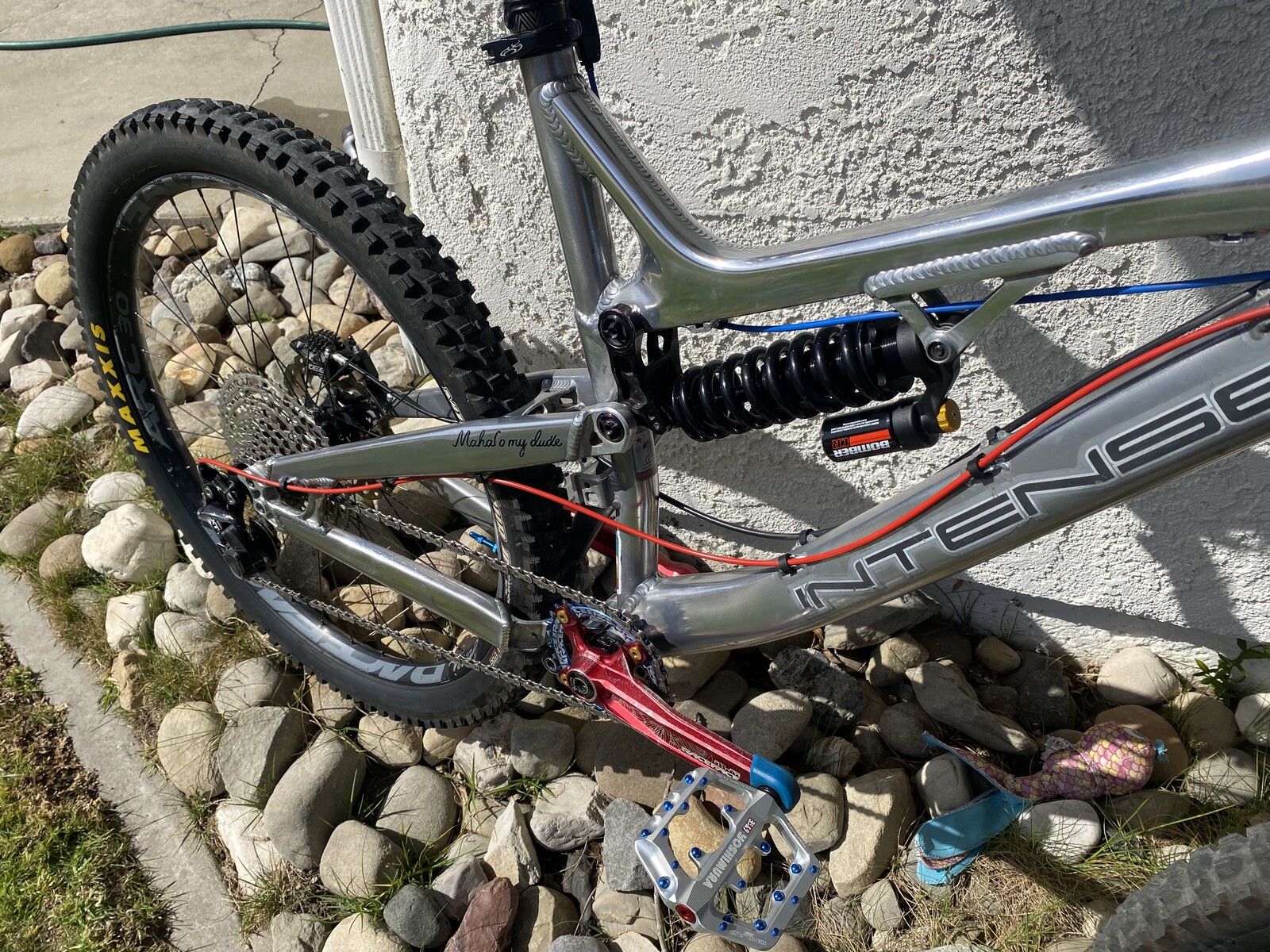 enRoute BERG2.2 Tracer フレーム　ホイール 2012 Intense Tracer 2 - BigSpencey's Bike Check - Vital MTB