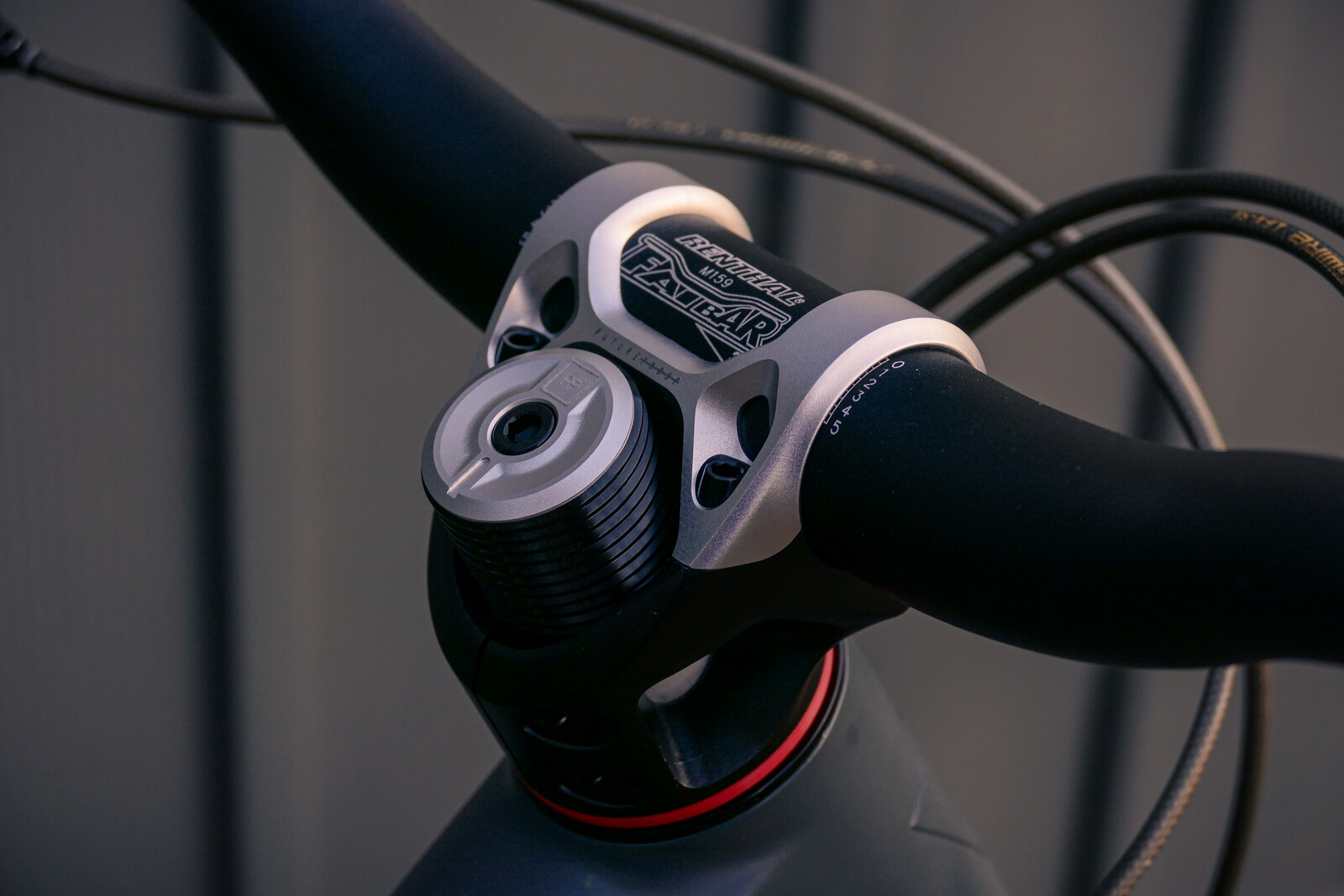 Custom stem I designed in CAD to minimize components and maximize stiffness. Integrated bearing race, 50mm rise, 36mm length, 70mm clamping width, ti hardware