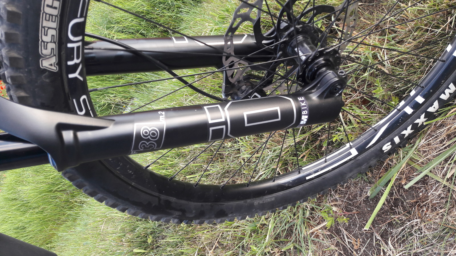 trek fuel exe mullet dom's Bike Check Vital MTB