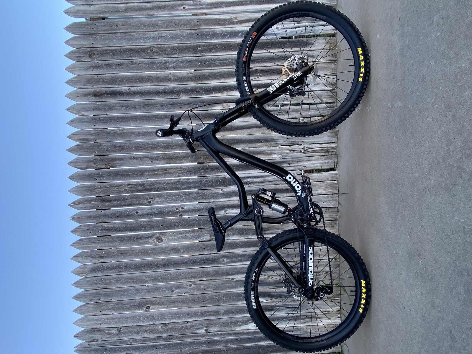 KONA ENTOURAGE フルサスペンション MTB 26インチ Kona Entourage Mini Mullet - Snowman00's Bike Check - Vital MTB