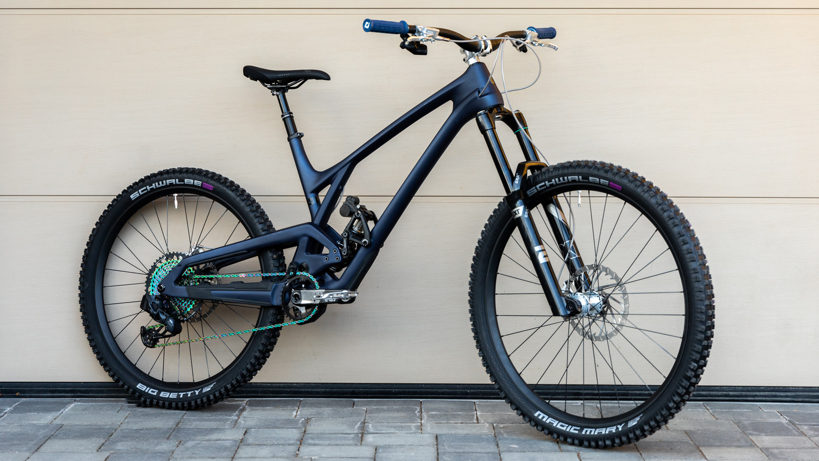 Evil Insurgent masterpiece - apelcar2's Bike Check - Vital MTB