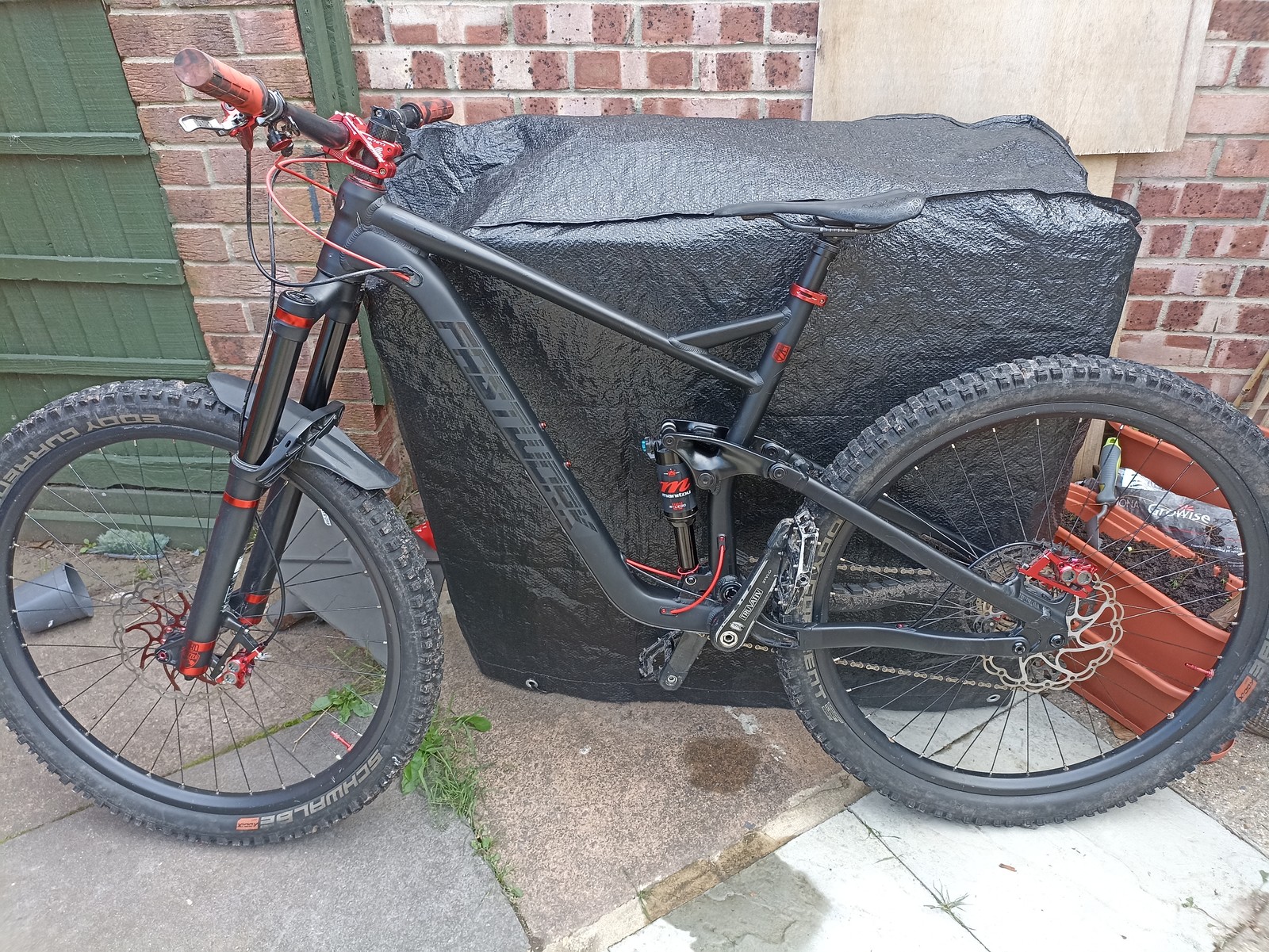 Fastwork F150 Super Enduro - scar4me's Bike Check - Vital MTB