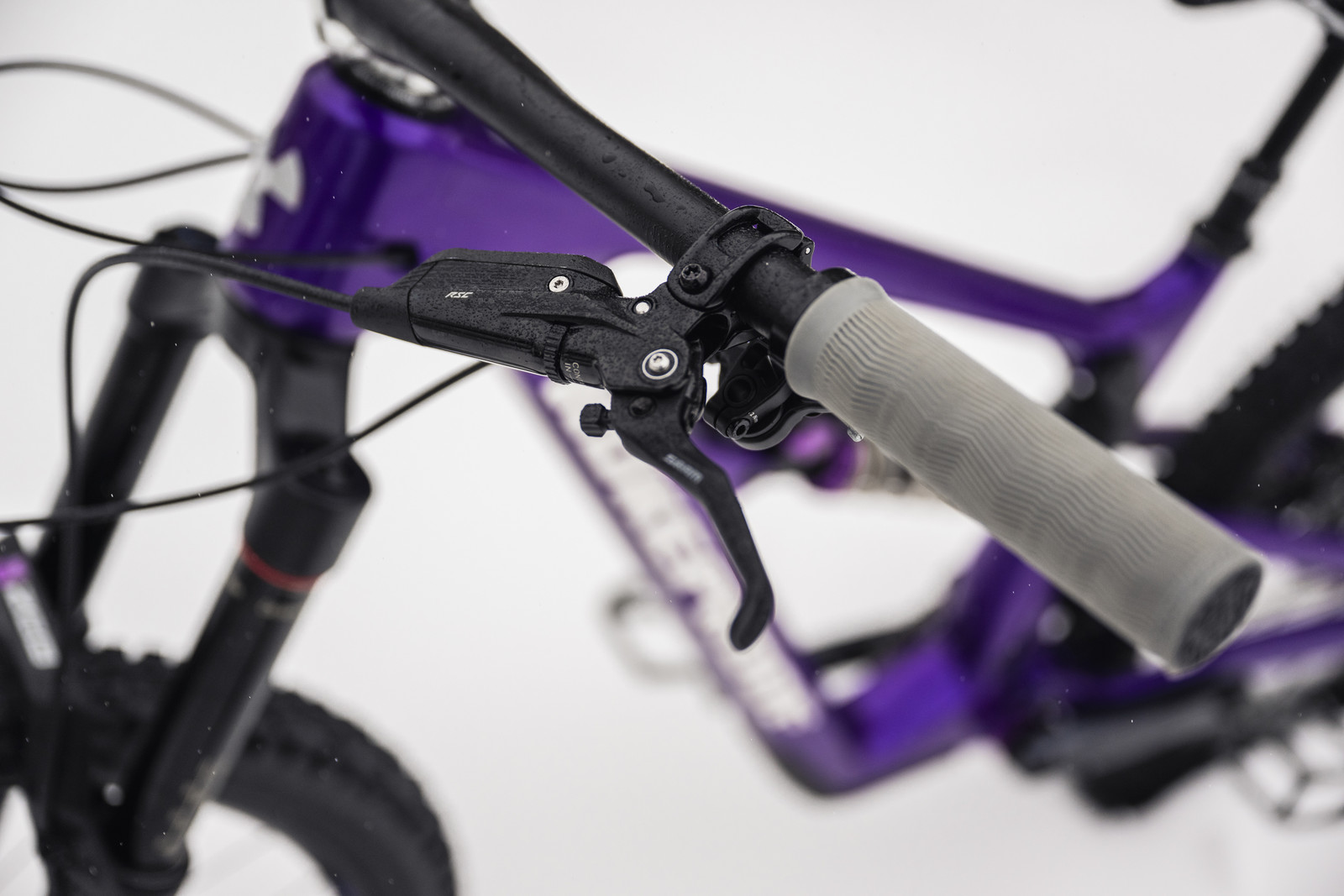 Nukeproof Mega 297 - Bike Builders's Bike Check - Vital MTB