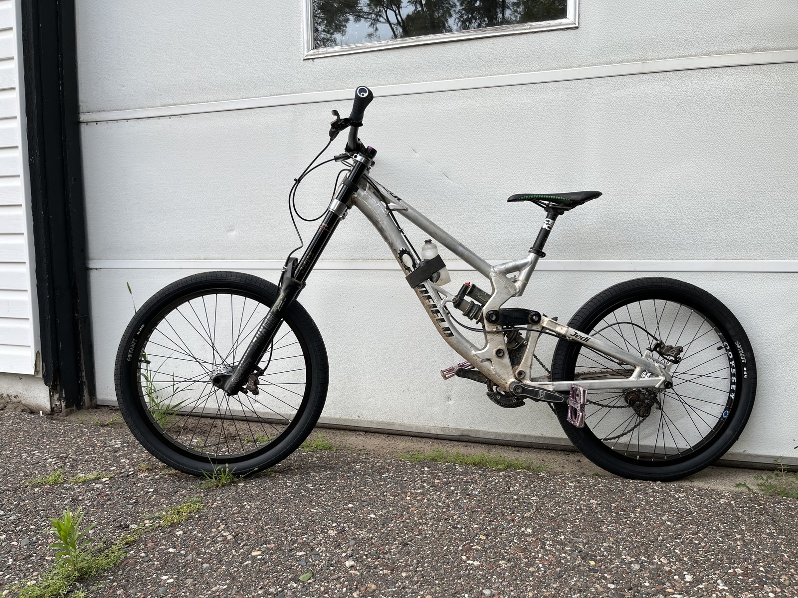 Overkill Mobile - iforte312's Bike Check - Vital MTB