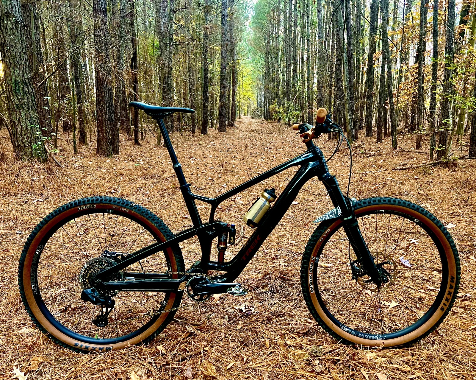 Fuel Ex Gen6 RainOrShine's Bike Check Vital MTB