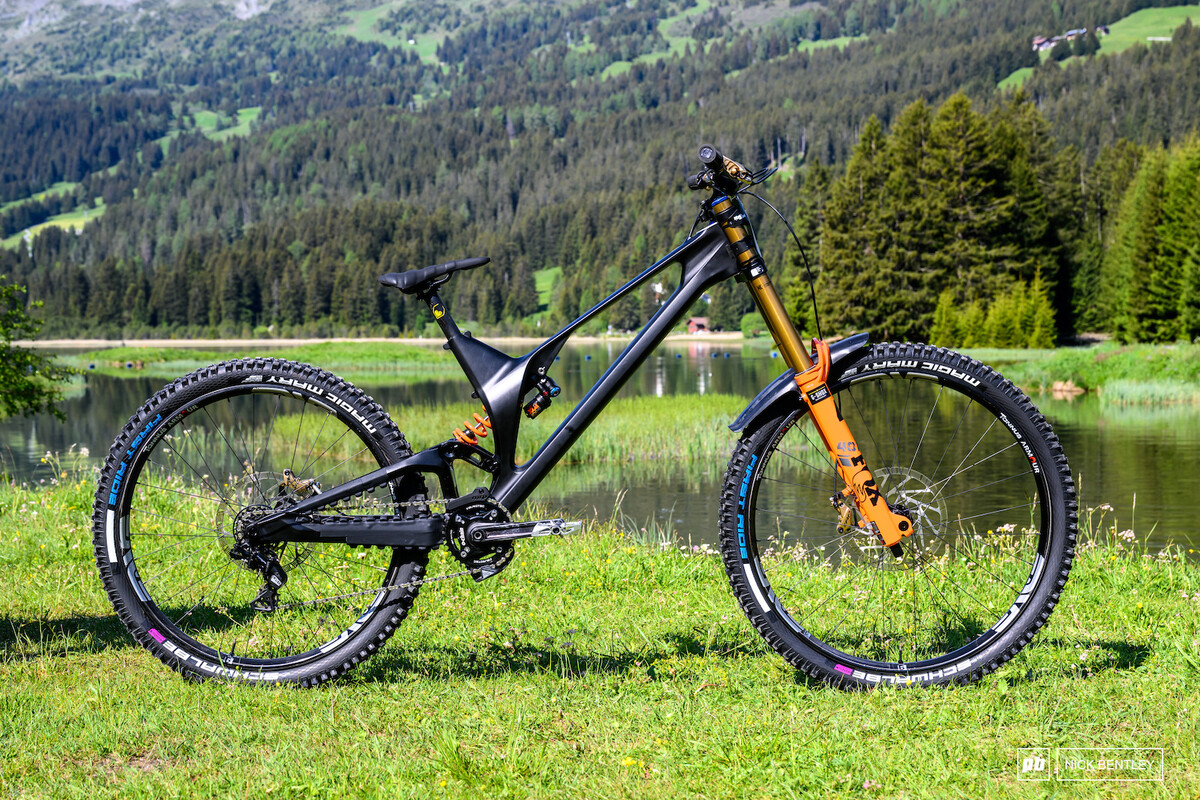 1000013247.jpg?VersionId=HQByMz