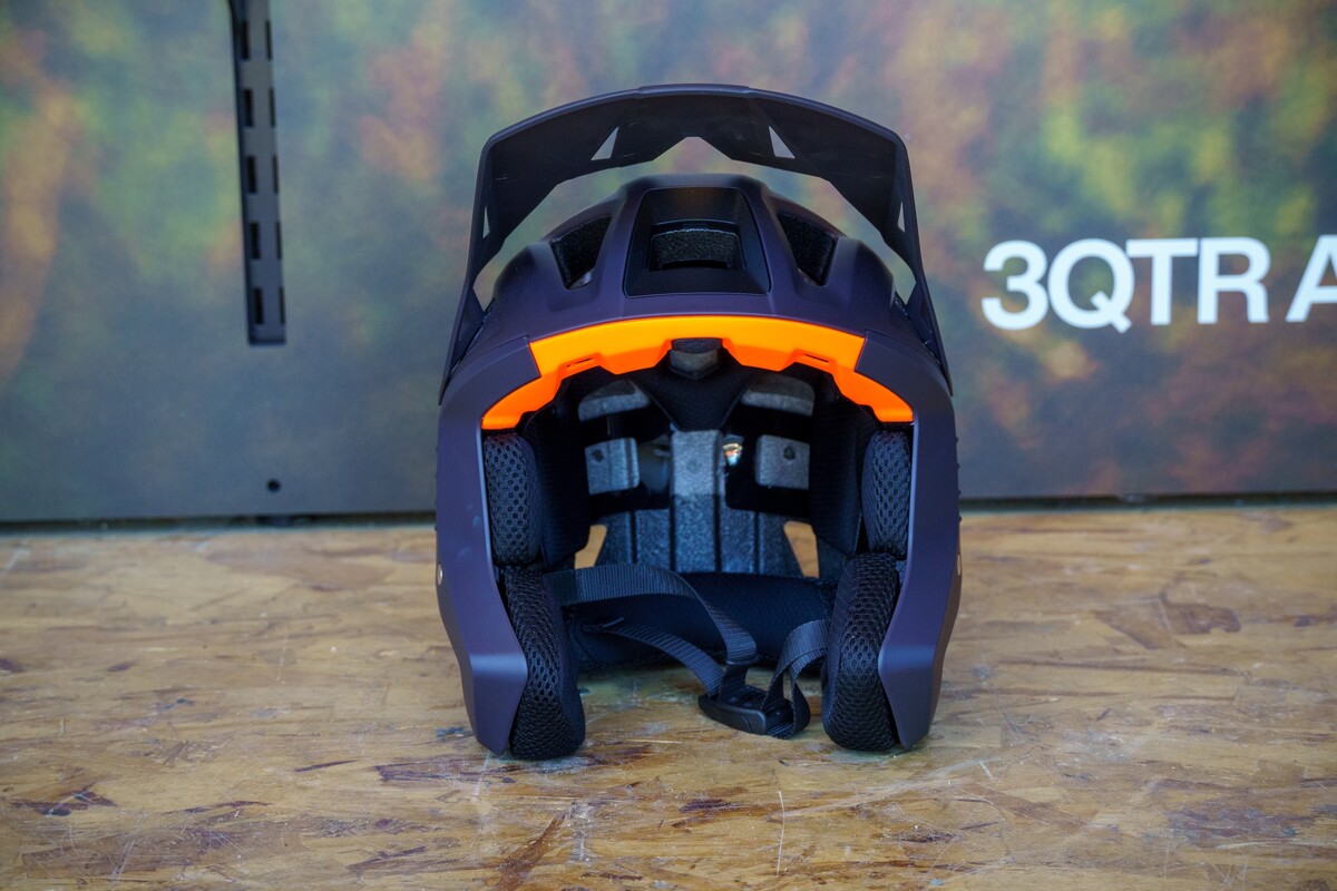 DSC00014.jpg?VersionId=R2Ij.1sajU3QRFFjS07trSSro4CLUha