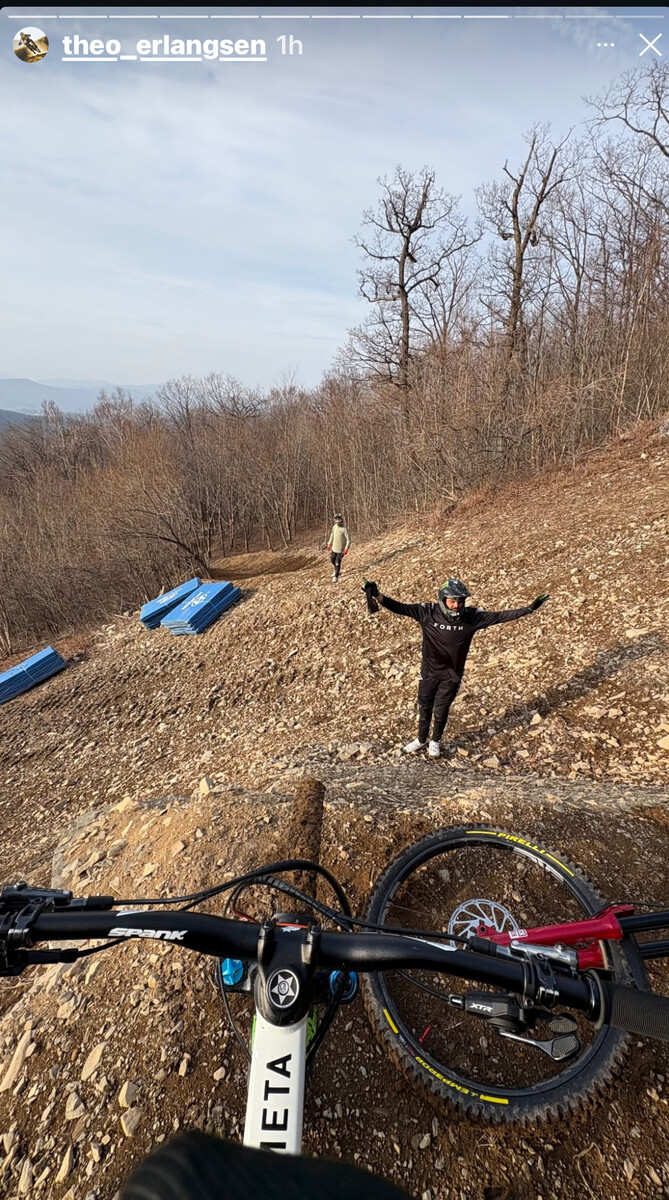 IMG 1716 0.jpeg?VersionId=Gu3X6PC.