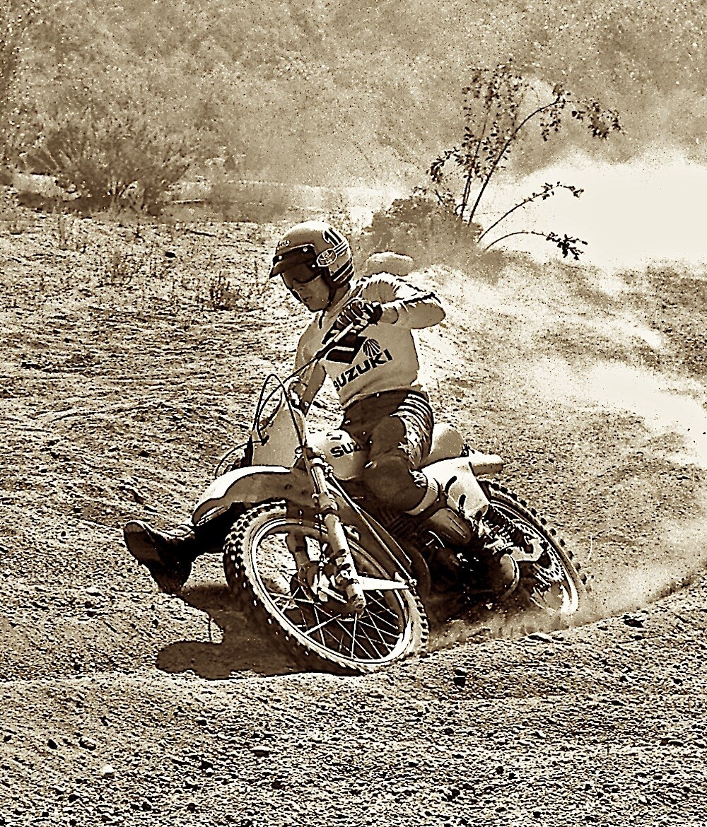 NO-DIVE-ROGER.jpg?VersionId=wNklUnVvHCtbq38ZippkLnI6BOOsD