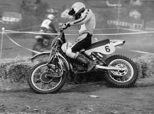 RN465-79SuzukiRibi.jpg.d54594aedf001397f513396606429ab3