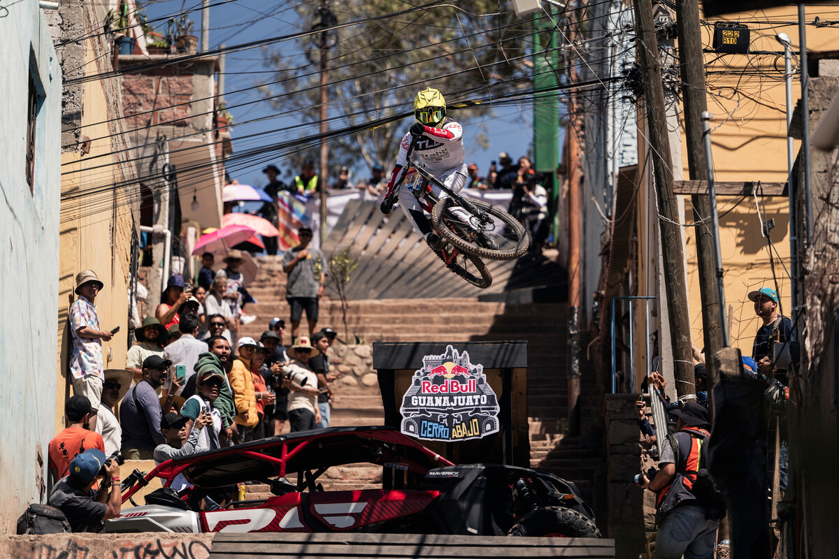 SI202503300028.jpg?VersionId=EJDTwo81DbYNmmhJiMpBRL2XUWeWTb