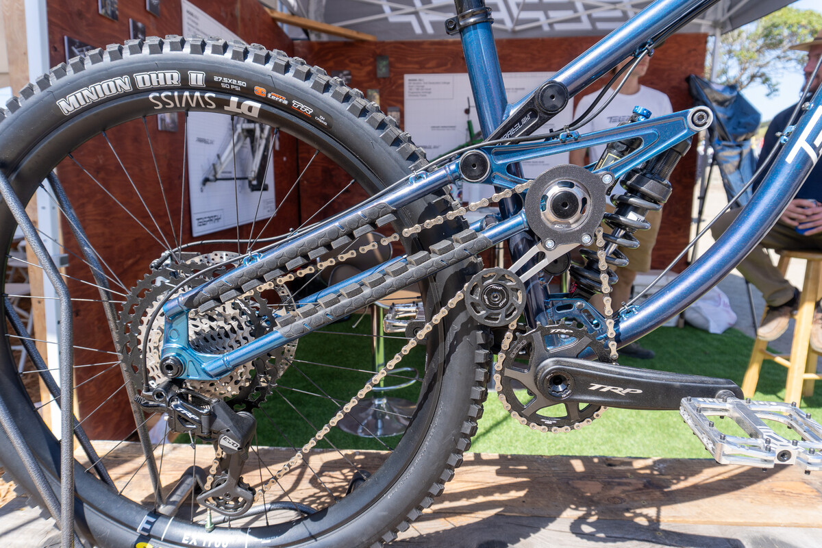 Untitled-2.jpg?VersionId=zNa00HYNFwAx5JMK4z