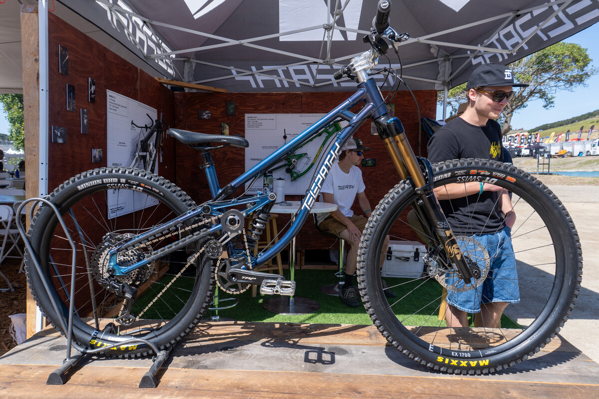 Untitled-3.jpg?VersionId=SUIh09E O2MbofvD2dNoKw2L