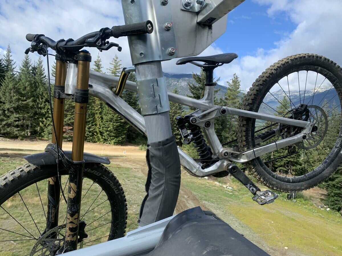 b51c468c-e835-4fd9-b5d9-c80283303417